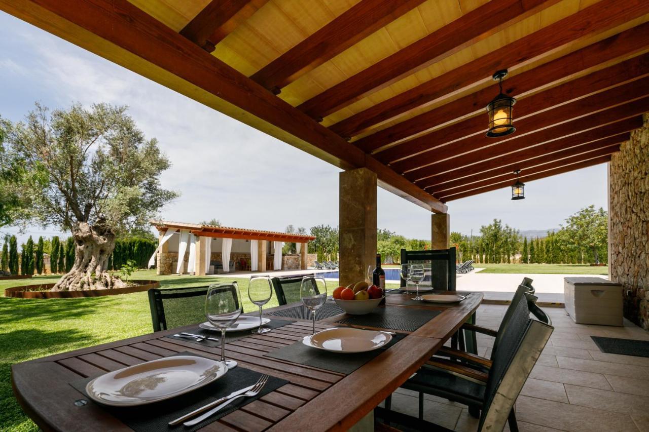 Es Velar Family Villa